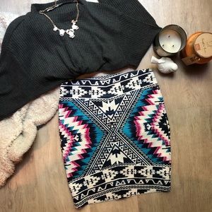 Size M Tribal Print Bodycon Skirt